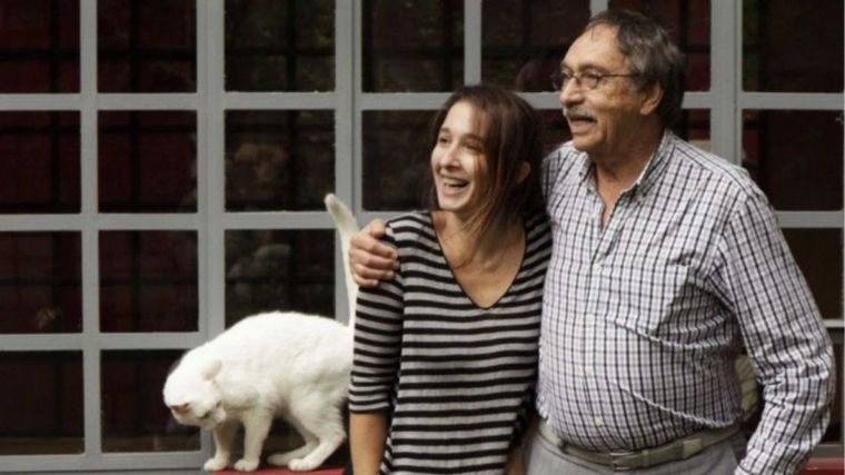 Saula Benavente y Luis Brandoni estuvieron juntos por 12 años. Saula Benavente y Luis Brandoni estuvieron juntos por 12 años.