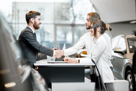 En muchas empresas, la evolución comienza en el papel. Nuevos productos, nuevos servicios, nuevas ideas para mejorar márgenes, diferenciarse y salir de la competencia basada en precio. En muchas empresas, la evolución comienza en el papel. Nuevos productos, nuevos servicios, nuevas ideas para mejorar márgenes, diferenciarse y salir de la competencia basada en precio.