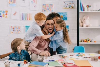 MDZol | Tienes que trabajar con 20 o 30 vidas, o más, durante 40 minutos o una hora, y luego se van y llega otro grupo, y todos ellos son personas con una vida llena de esperanzas y expectativas. Foto: MDZ