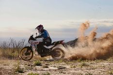 Honda presenta la XL750 Transalp con motor bicilíndrico y cinco modos de manejo Honda presenta la XL750 Transalp con motor bicilíndrico y cinco modos de manejo