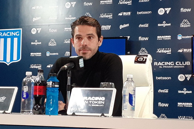 Gago se mostró contento en conferencia por el triunfo de Racing Foto: La Número 1