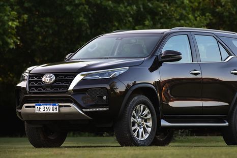 SW4: Toyota renovó el vehículo más caro de fabricación nacional