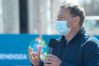 MDZol | El gobernador cree que el sentimiento antipolítico lo ayudará a imponer la reforma constitucional. Foto: Twitter Rodolfo Suarez