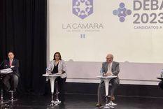 Celso Jaque (Frente Elegí), Silvina Camiolo (Reconstruyendo Malargüe), Jorge Tieppo (La Unión Mendocina) y Juan Manuel Ojeda (Frente Cambia Mendoza). Foto: Gentileza /Cámara de Comercio de Malargue Celso Jaque (Frente Elegí), Silvina Camiolo (Reconstruyendo Malargüe), Jorge Tieppo (La Unión Mendocina) y Juan Manuel Ojeda (Frente Cambia Mendoza). Foto: Gentileza /Cámara de Comercio de Malargue