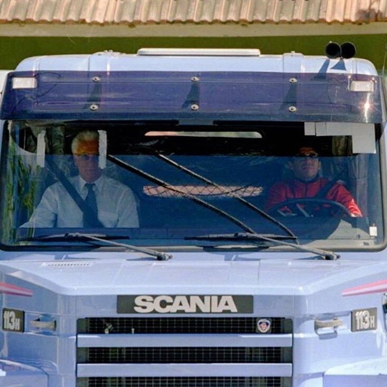 985635.jpg