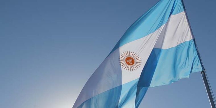 La flamante Insignia Patria Foto: Maggie Ojcius / Mediamza.com