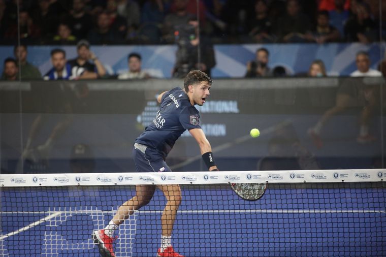 El pádel creció a niveles exponenciales en Mendoza, Argentina y el mundo. Ahora deberá cumplir los requisitos para ser deporte olímpico. El pádel creció a niveles exponenciales en Mendoza, Argentina y el mundo. Ahora deberá cumplir los requisitos para ser deporte olímpico.