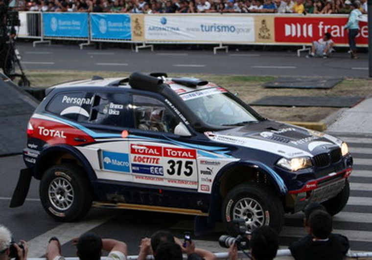 Orly ya va rumbo a la largada. Foto: MDZ