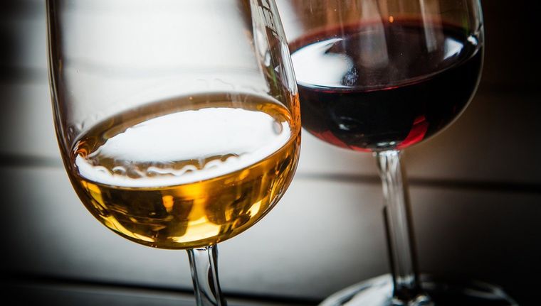 Los vinos sin madera aportan frescura y otras sensaciones en la experiencia. Foto: Dpa Los vinos sin madera aportan frescura y otras sensaciones en la experiencia. Foto: Dpa