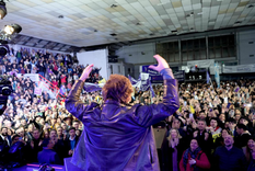 Javier Milei desembarca en La Plata para dar inicio a la campaña bonaerense. Foto: @LLibertadAvanza