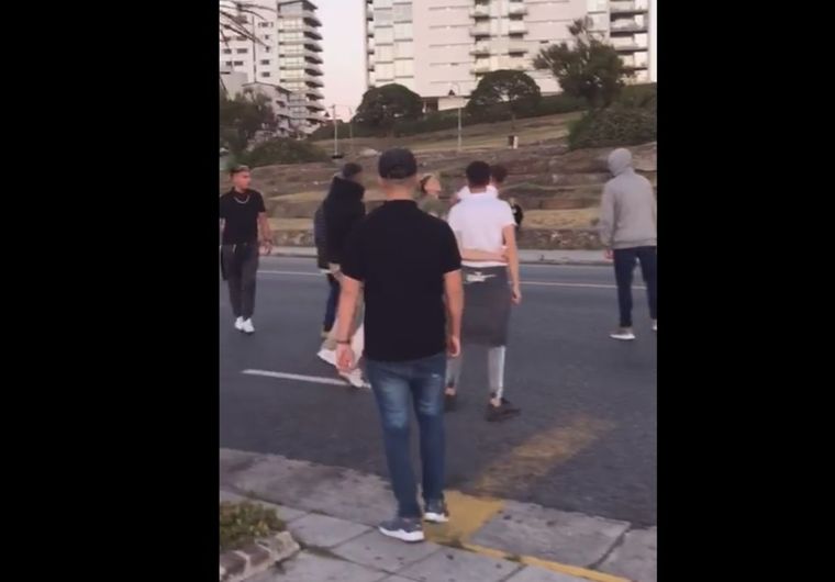 La familia pide ayuda para identificar a los agresores