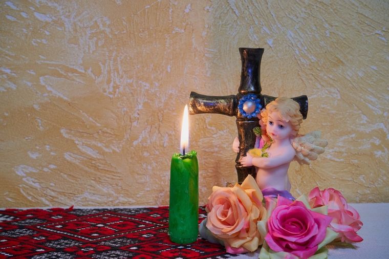 Siempre escucha nuestras oraciones. Foto: Fuente: Shutterstock