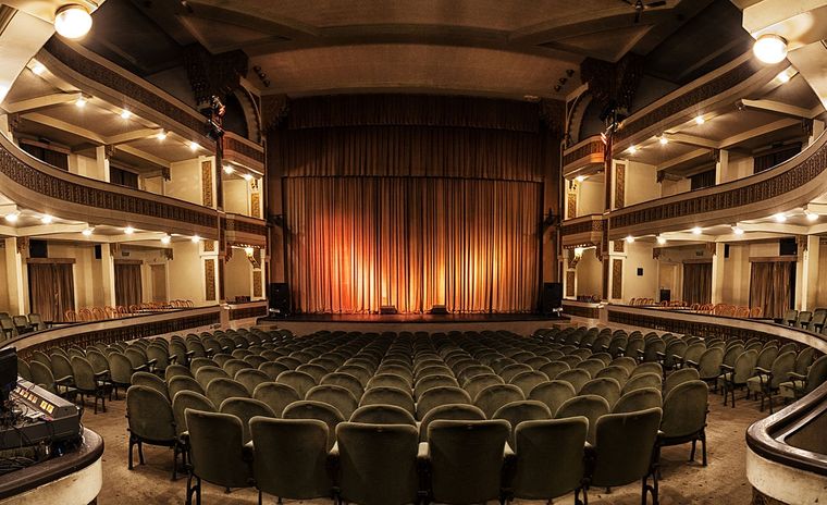 Aseguran que ceden salas de teatro municipales a elencos porteños Foto: Cultura MGP