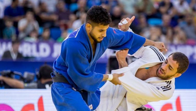 El judoca irakí Sajjad Sehen (azul) es el primer caso detectado de doping en París 2024. Foto: Captura ESPN