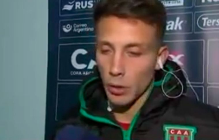 Milton Leyendeker El defensor puso su cuenta como privada para evitar los insultos.