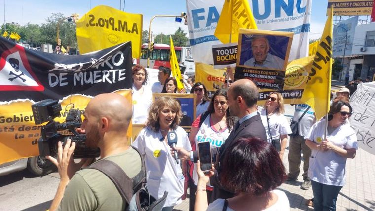 La secretaria de Ampros, Claudia Iturbe.&nbsp;