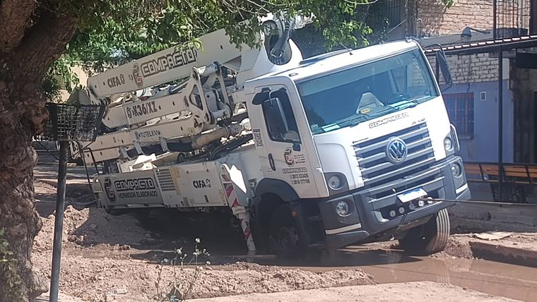 camion en pozo de las heras