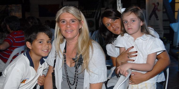 Tomás Fredes, Fabiana Pedernera, Gabriela Berra y Manuela Sacci. Foto: Pachy Reynoso / MDZ