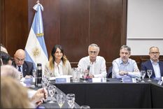 En el marco de la primera reunión del Consejo Federal de Salud (COFESA) del año, el ministro de Salud de la cartera sanitaria nacional, Mario Lugones, junto a sus pares provinciales, analizaron los principales temas de la agenda a fin de definir estrategias y líneas de trabajo conjuntas. Foto: NA