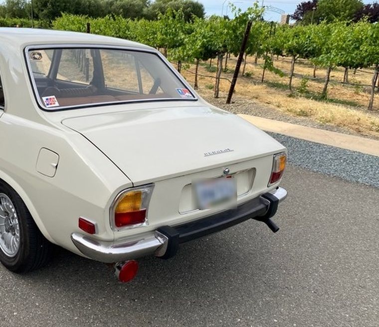 Marcha atrás El accidente se produjo cuando el conductor del Peugeot 504 iba en reversa. Imagen ilustrativa.