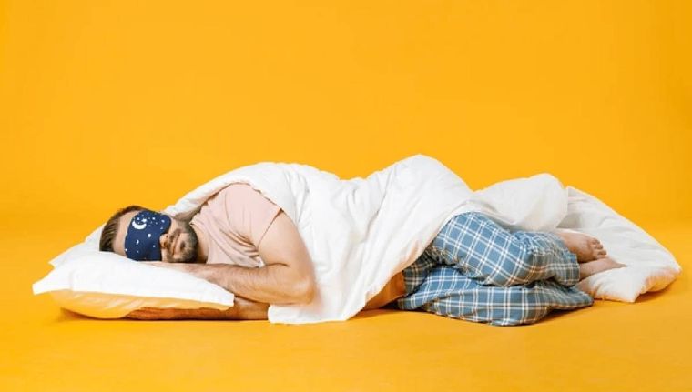 Cuántas horas de siesta recomienda dormir la Inteligencia Artificial (Shutterstock).