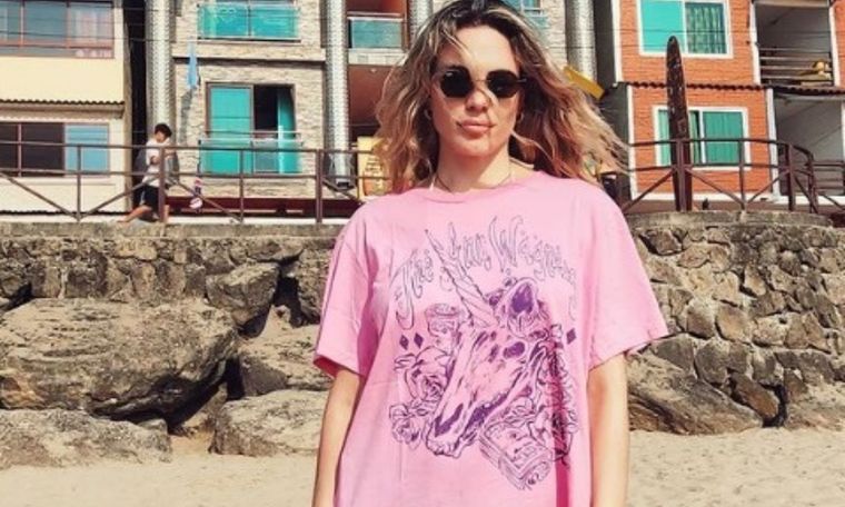 Emilia Attias y el Turco Naim eligieron un destino del exterior para las vacaciones Los actores, que llevan 19 años juntos, viajaron con su hija Gina