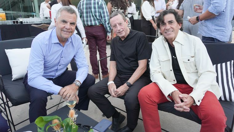 Alejandro André, Edgardo Guerrini y Mauricio Linares. Alejandro André, Edgardo Guerrini y Mauricio Linares.