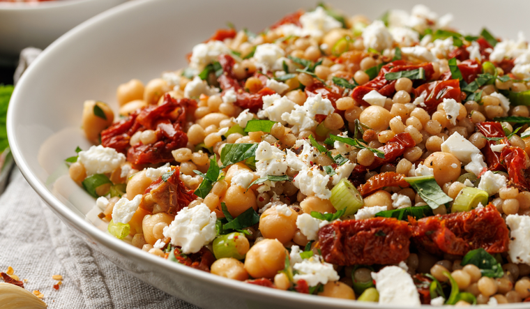 Esta ensalada de cuscús es perfecta para el verano