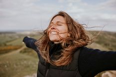 Algunos signos del zodiaco consiguen más con una sonrisa que con mil argumentos.