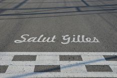 En el trazado canadiense se grabó la frase “Salut Gilles” en la línea de meta, para homenajear al fallecido Gilles Villeneuve