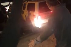 video: el hijo de un fiscal regreso de brasil y fue escrachado por los vecinos