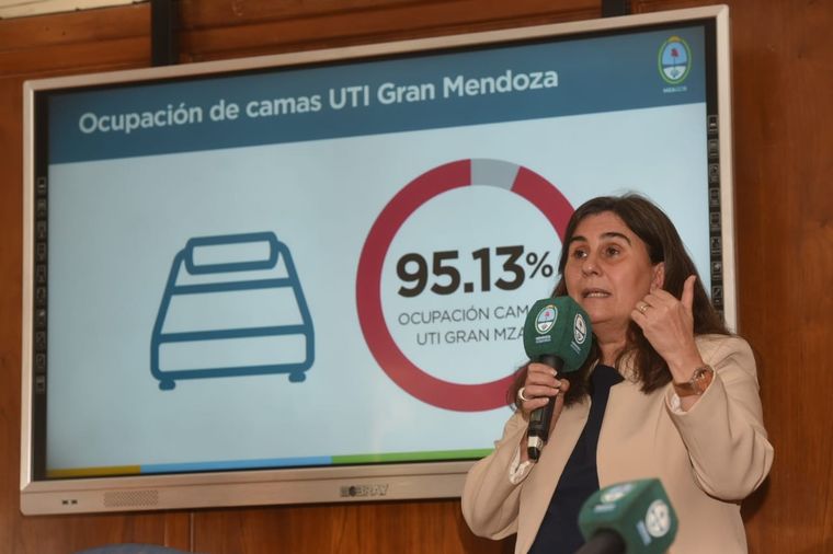 La ministra Nadal insistió el viernes en que Mendoza padece una meseta alta de casos. Foto: Prensa Gobernación