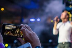 video revelador: asi puede propagarse el covid-19 cuando cantamos