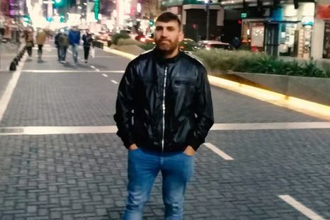 Eduardo Betancourt fue hallado muerto en el departamento de Palermo donde vivía. Eduardo Betancourt fue hallado muerto en el departamento de Palermo donde vivía.