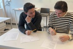 El gobierno sueco espera que el regreso a la pluma y el papel mejore las tasas de alfabetización.