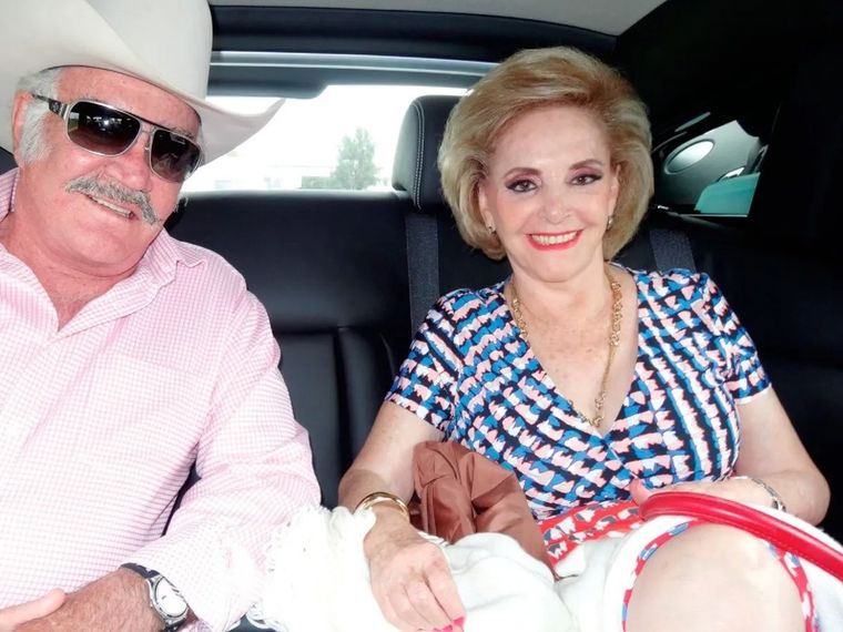 Las redes fueron invadidas por recuerdos de Vicente Fernández a un año de su muerte Foto: TVynovelas