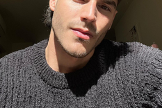 Si eres fan de Un cuento perfecto no te pierdas otras series de Álvaro Mel Álvaro Mel es un actor, influencer y modelo español. Foto: Instagram @ meeeeeeeel_