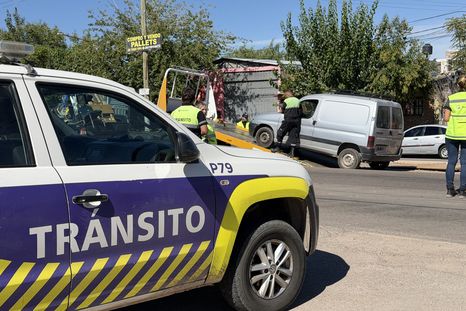 Operativos en la feria de Rodeo de la Cruz y una situación judicial que sigue sin resolversre. Operativos en la feria de Rodeo de la Cruz y una situación judicial que sigue sin resolversre.