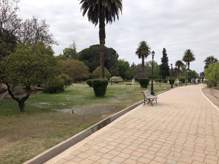 La economía de Mendoza retrocedió en los últimos diez años sumando más pobreza, marginalidad e informalidad, lo cual ahuyentó posibilidades de inversión.