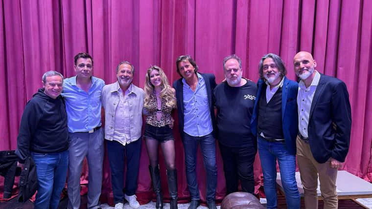 Después de las elecciones, Guillermo Francella fue al teatro Después de las elecciones, Guillermo Francella fue al teatro