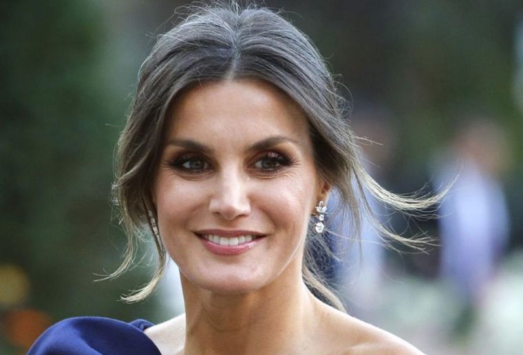 Letizia Ortiz es una royal que sabe como reciclar y volver a lucir estilismos. Foto: Instagram