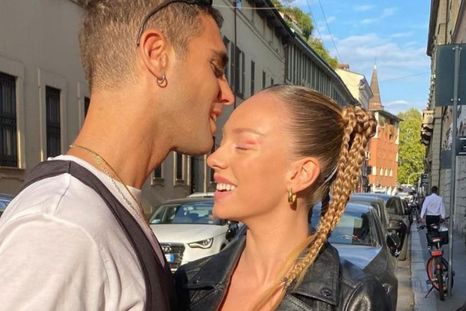 Nicolás Furtado y Ester Expósito fueron pareja. Nicolás Furtado y Ester Expósito fueron pareja.