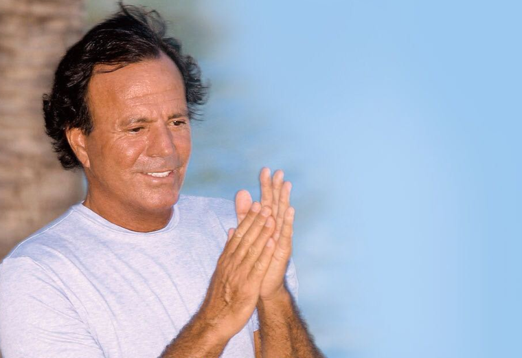 El Chino Darín está en pareja hace varios años con la bella Úrsula Corberó.