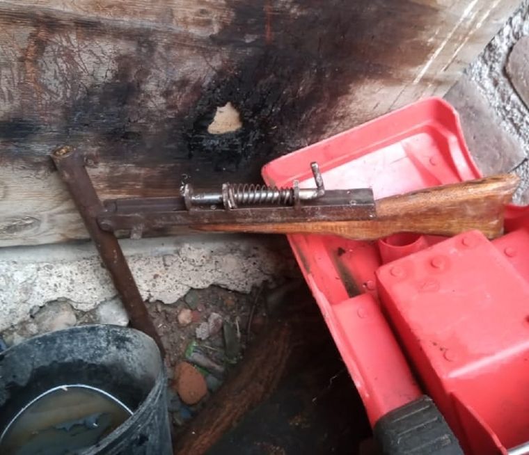 El sospechoso portaba un arma de fuego de fabricación casera y fue detenido en Las Heras Foto: Imagen ilustrativa