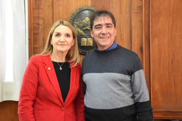 La fórmula de Compromiso Universitario, Adriana García- Arturo Tascheret.