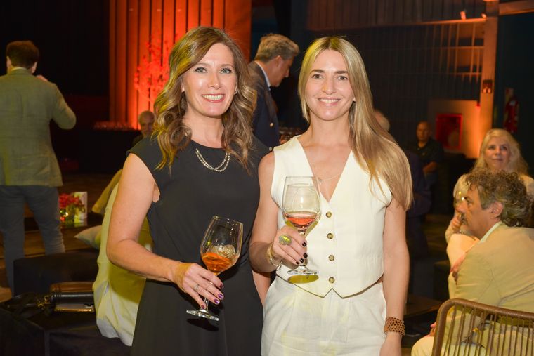 Alicia Sisteró junto a Julieta Carbonari. Alicia Sisteró junto a Julieta Carbonari.