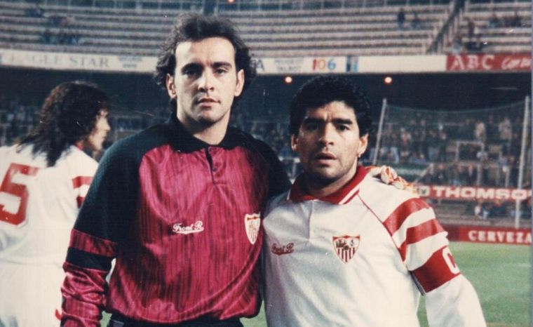 Monchi y Maradona.
