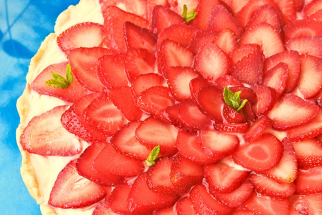 Cómo preparar una tarta de fresa y nata que encantará a todos Foto: Shutterstock