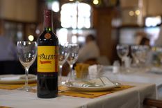 llega la ?semana de los bodegones don valentin lacrado?