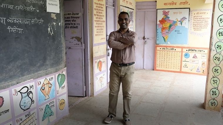 El maestro indio Ranjitsinh Disale, ganador del Global Teacher Prize 2020